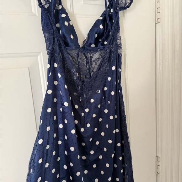 Casey Maxi Dress - Picture 4 of 4